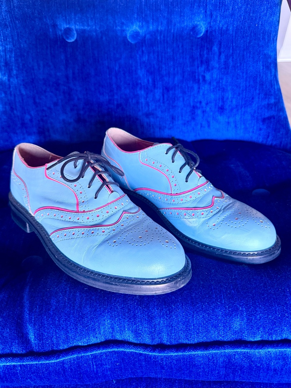 Embassy London “Brick Lane” Light Blue Leather Oxfords with Pink Accents • EU 39